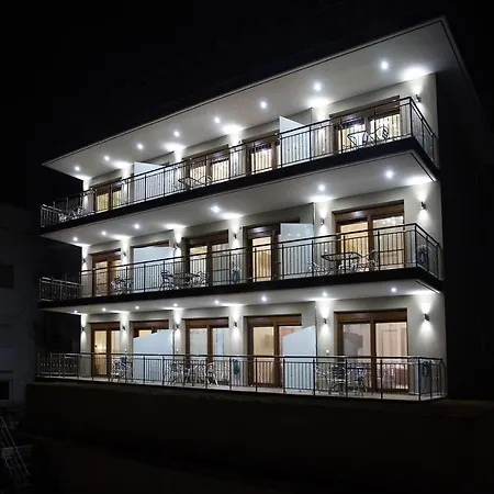 公寓 Rent House Anemos